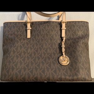 Brand New Michael Kors handbag
